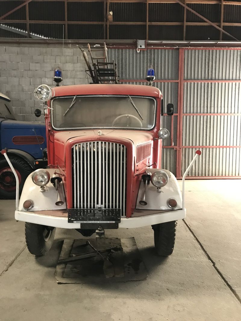 Vintage fire engine TLF-A 1500 – Hausleiten – 2