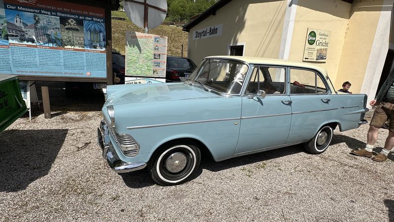 Opel Rekord P2 – Grünburg