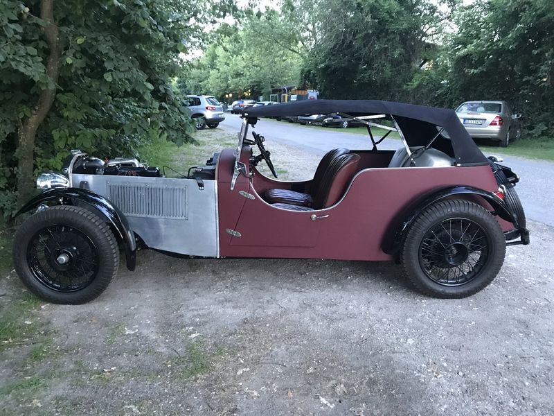 Pre-war style roadster – Tulln
