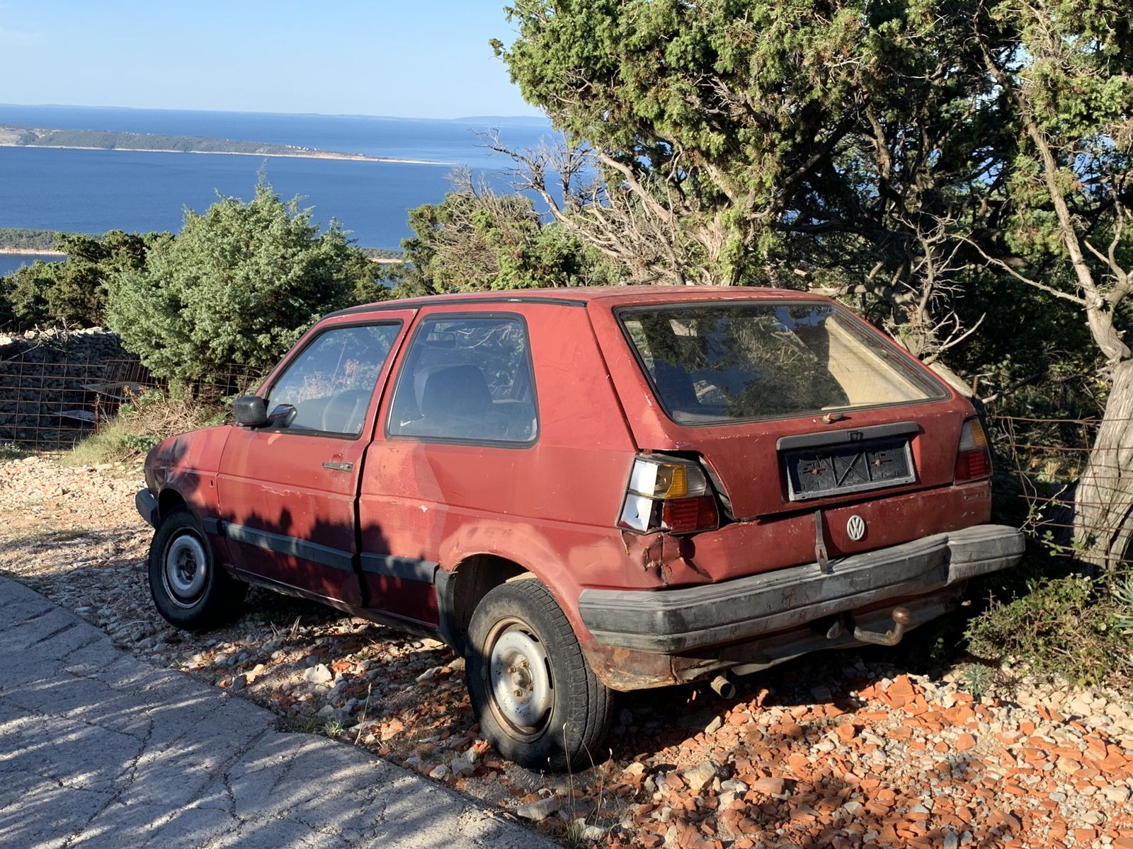 VW Golf II wreck – Rab